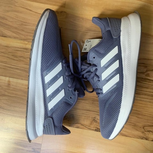 NIB Adidas Falcon running shoes - Picture 6 of 7